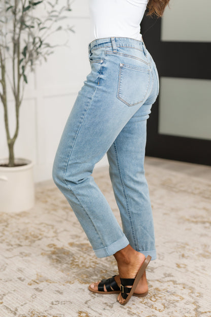 Cheyenne V-Front Cool Denim Boyfriend Jeans