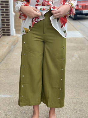 Olive My Cropped Palazzos